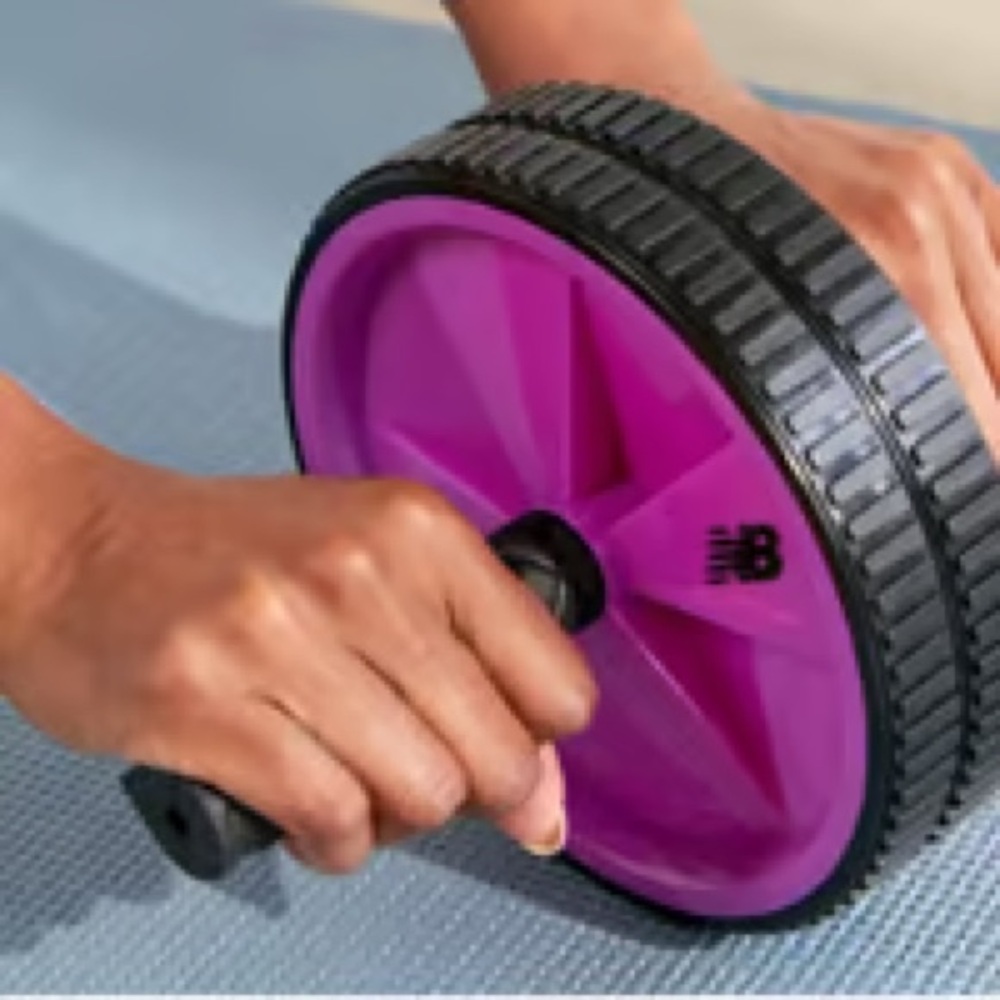 NWT New Balance Ab Wheel